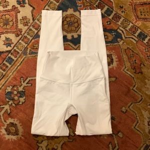 EUC lululemon leggings, size 2